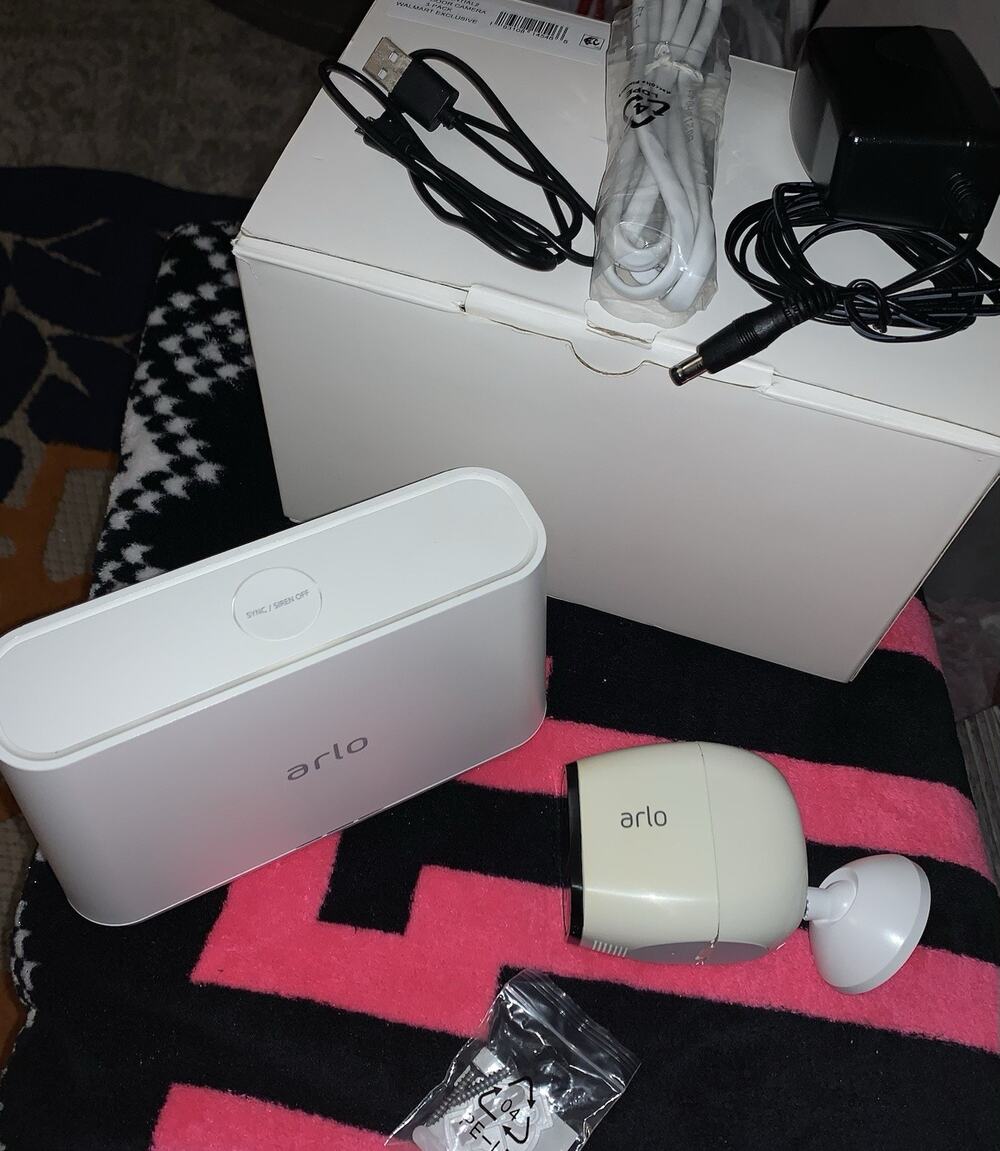Arlo Pro VMB4000 Base Station + 1 Camera